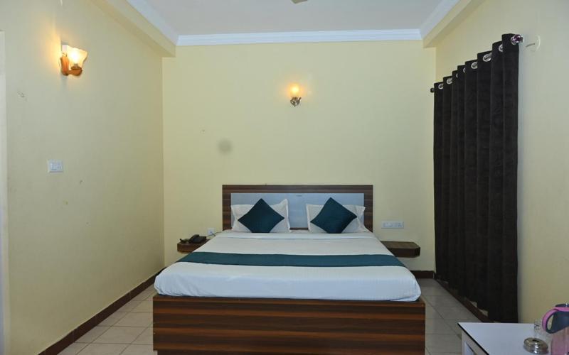 Hotel The Finch بوري المظهر الخارجي الصورة